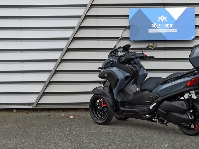 YAMAHA TRICITY 300 4