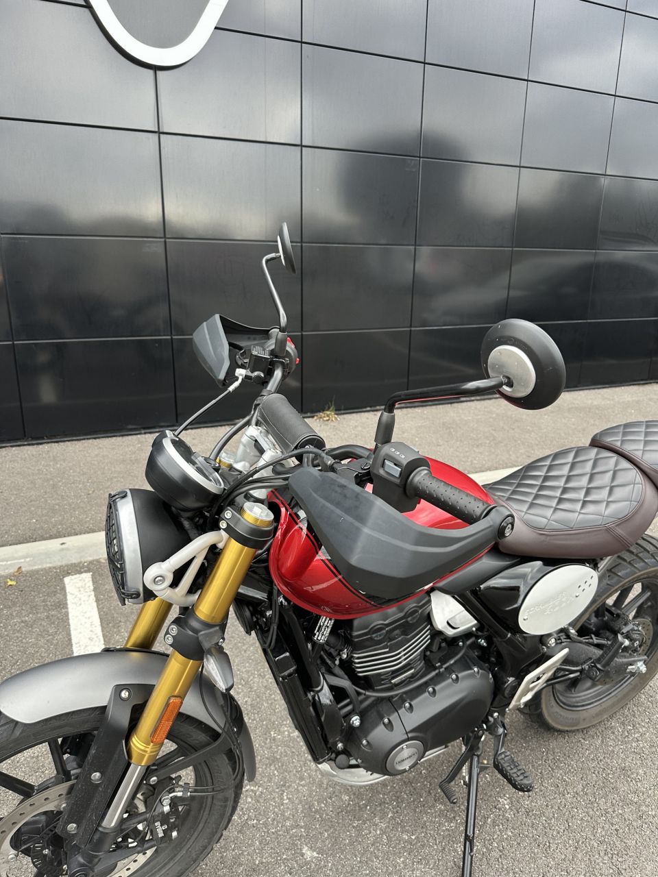 TRIUMPH Scrambler 400 X 4
