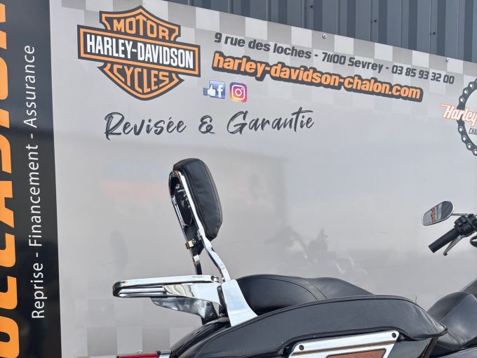 HARLEY-DAVIDSON DYNA SWITCHBACK 1690 4