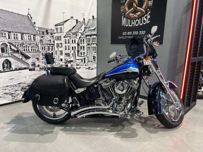 HARLEY-DAVIDSON SOFTAIL CONVERTIBLE 1800 CVO 4