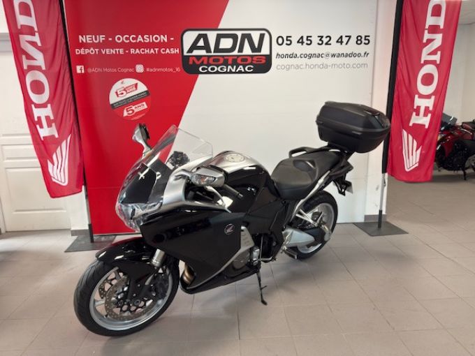 HONDA VFR1200F 4