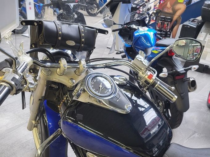 SUZUKI VL LC 800 4
