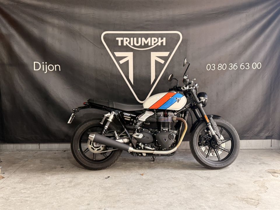 TRIUMPH SPEED TWIN 900 4