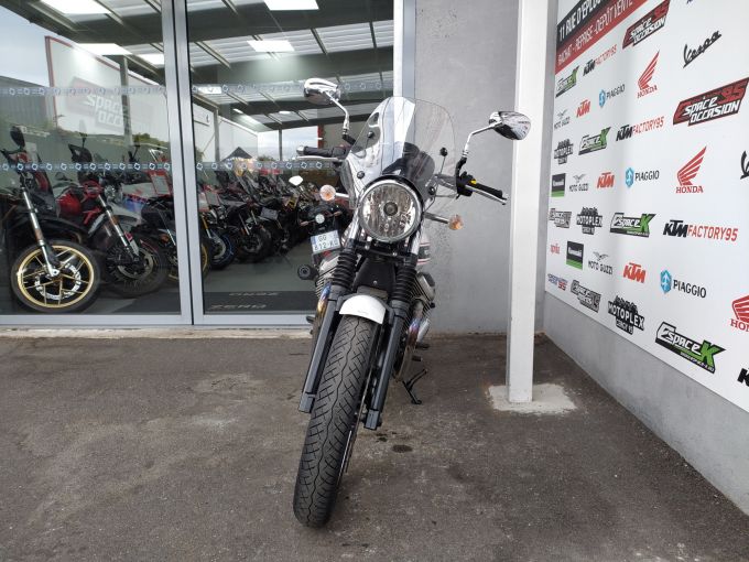 MOTO GUZZI V7 CLASSIC 4