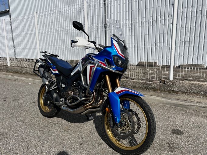 HONDA AFRICA TWIN CRF1000D DCT 4