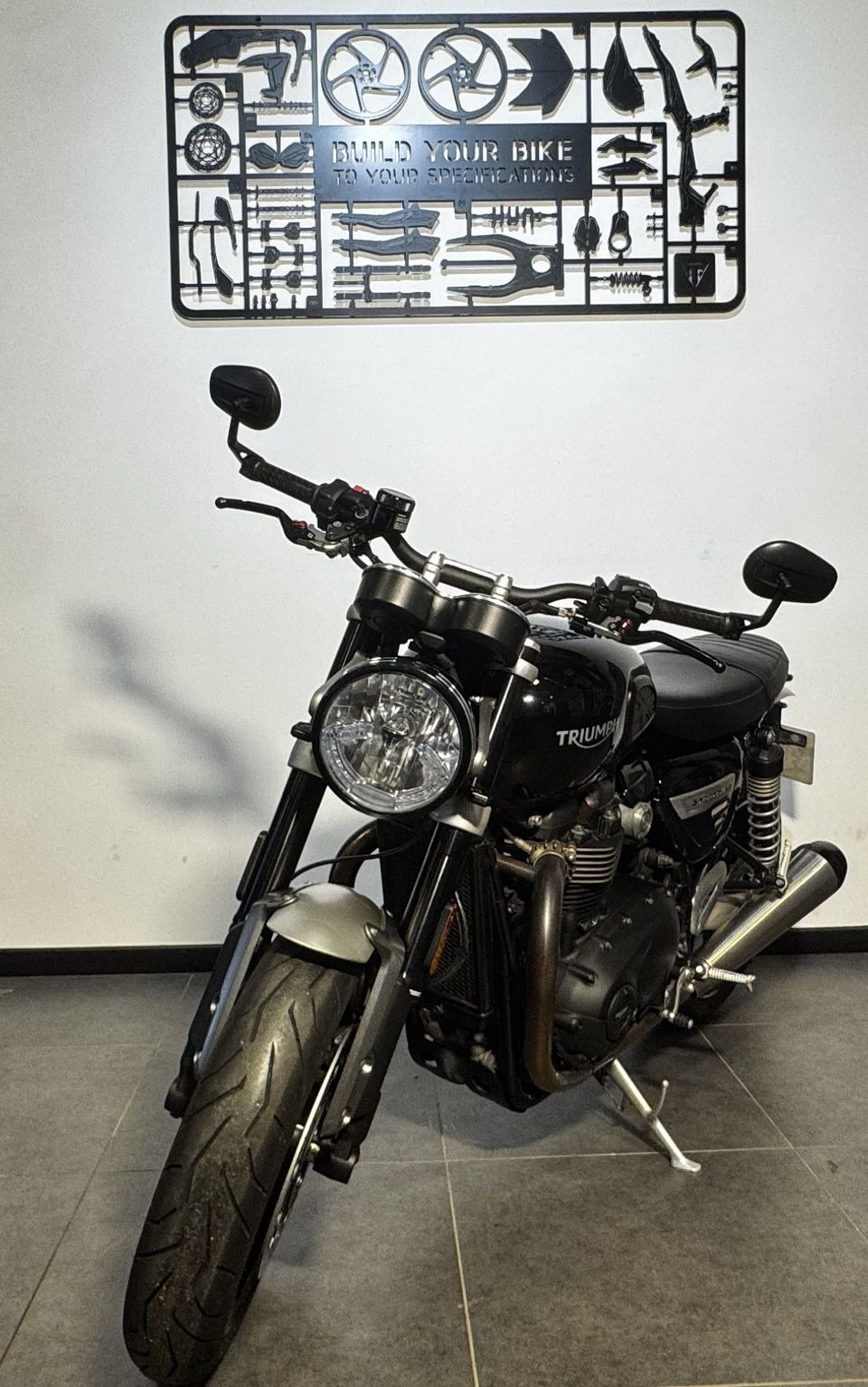 TRIUMPH SPEED TWIN 1200 4