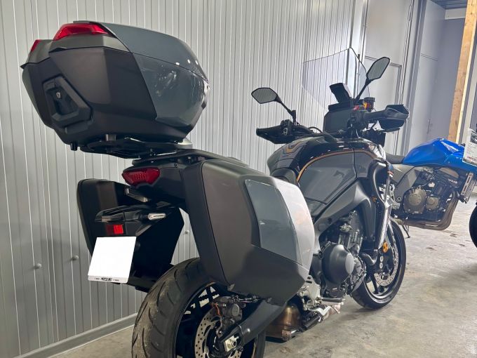YAMAHA TRACER 9 GT + 4