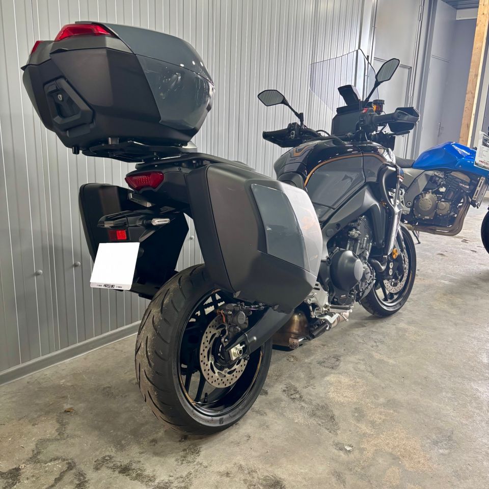 YAMAHA TRACER 9 GT+ 4