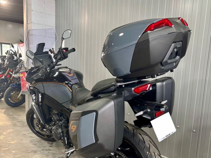 YAMAHA TRACER 9 GT + 4