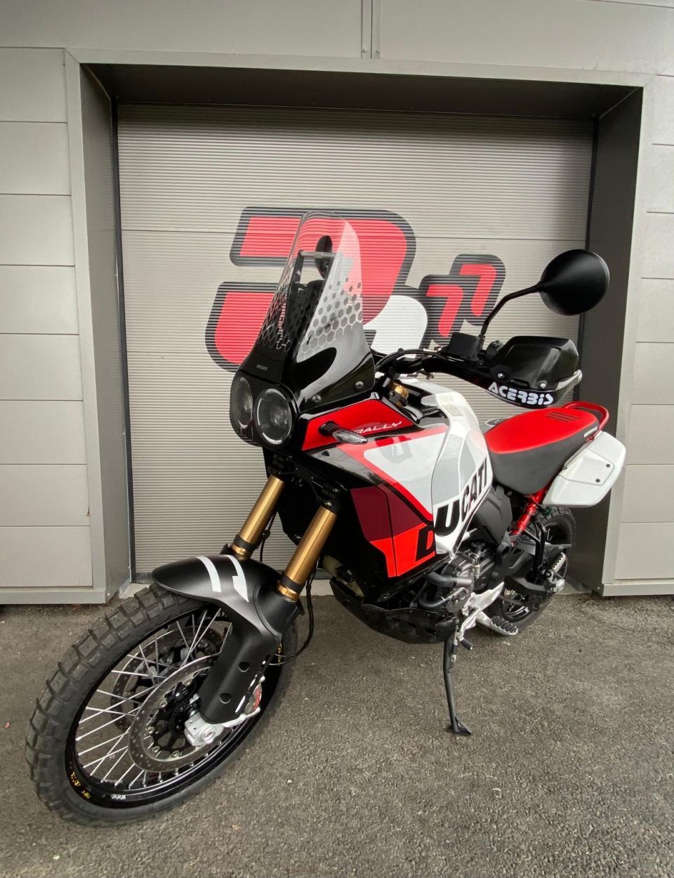 DUCATI DESERT X RALLY 4
