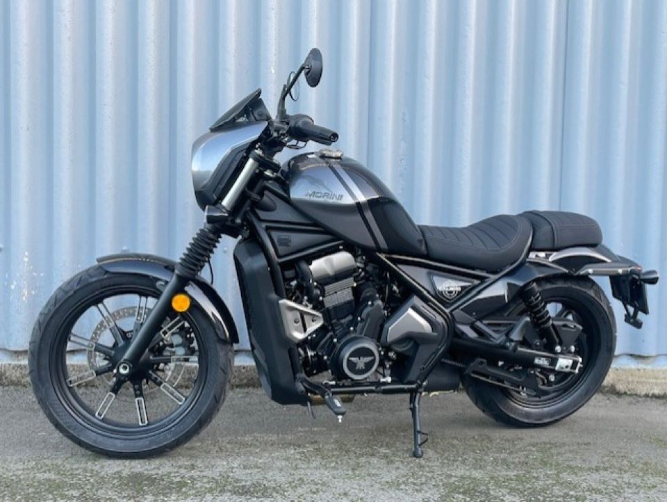 MOTO MORINI CALIBRO CUSTOM 700 4