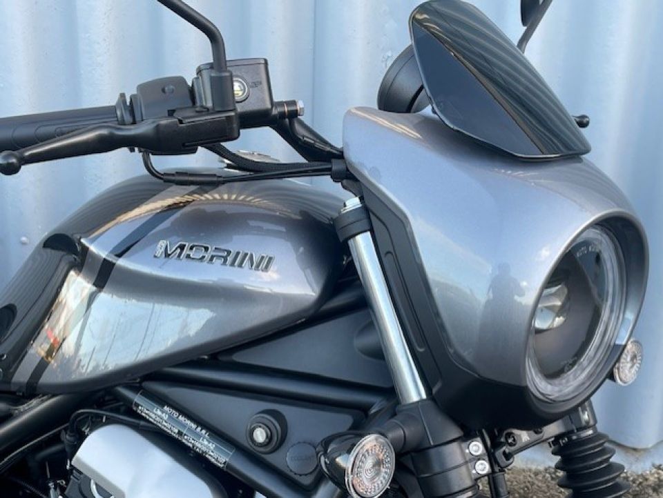 MOTO MORINI CALIBRO CUSTOM 700 4