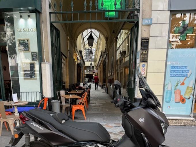 YAMAHA XMAX 125 TECH MAX 4
