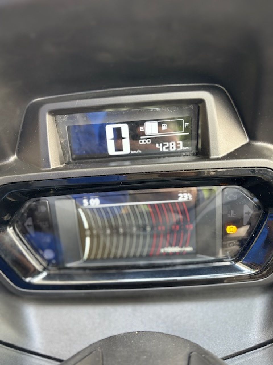 YAMAHA XMAX 125 TECH MAX 4