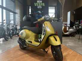 VESPA GTS SUPER SPORT - 2023