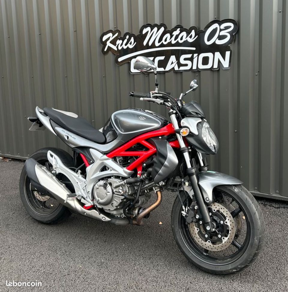SUZUKI GLADIUS 650 ABS 4