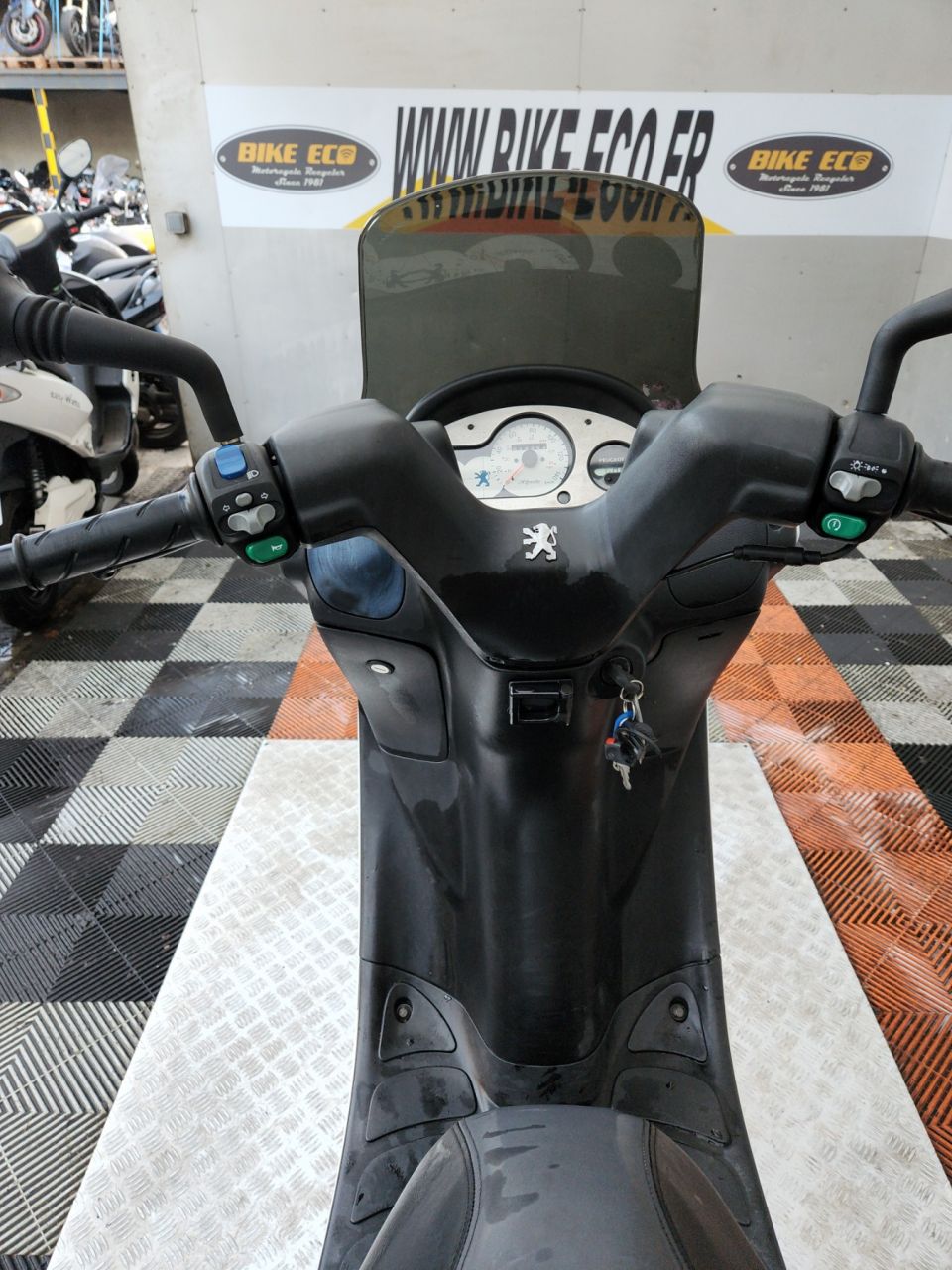 PEUGEOT ELYSEO 100 4