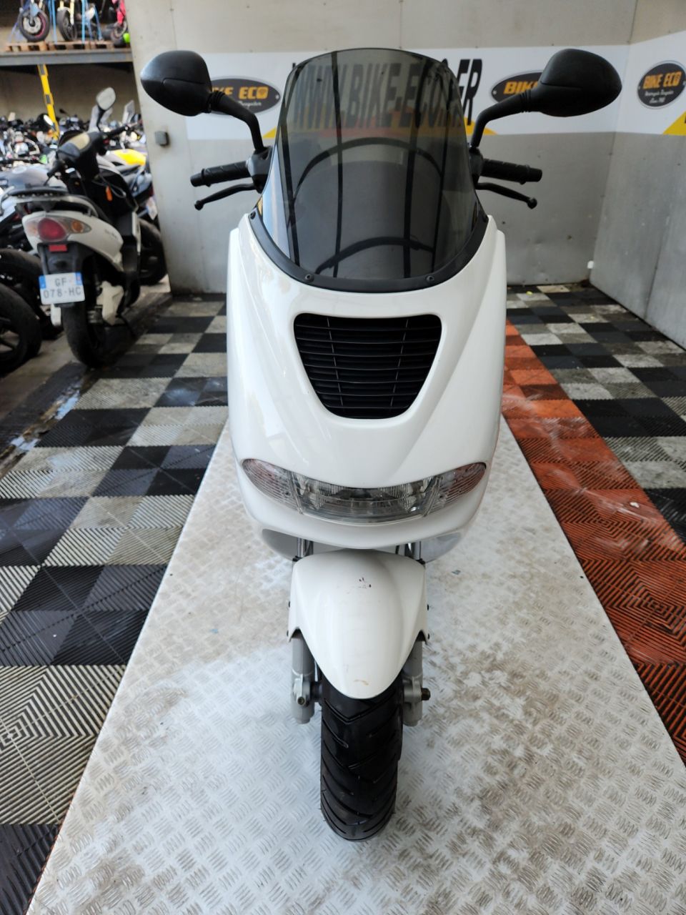 PEUGEOT ELYSEO 100 4