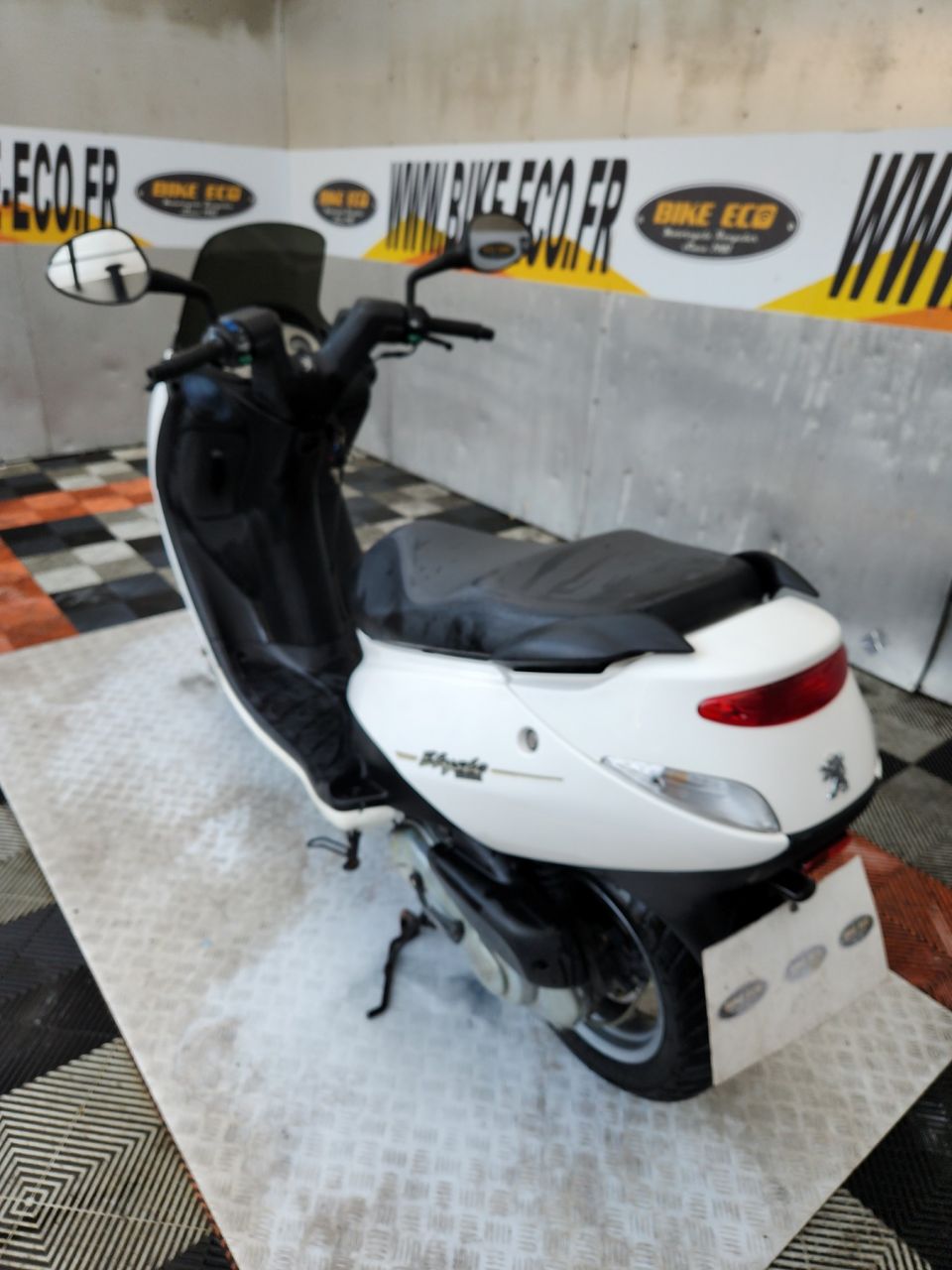 PEUGEOT ELYSEO 100 4