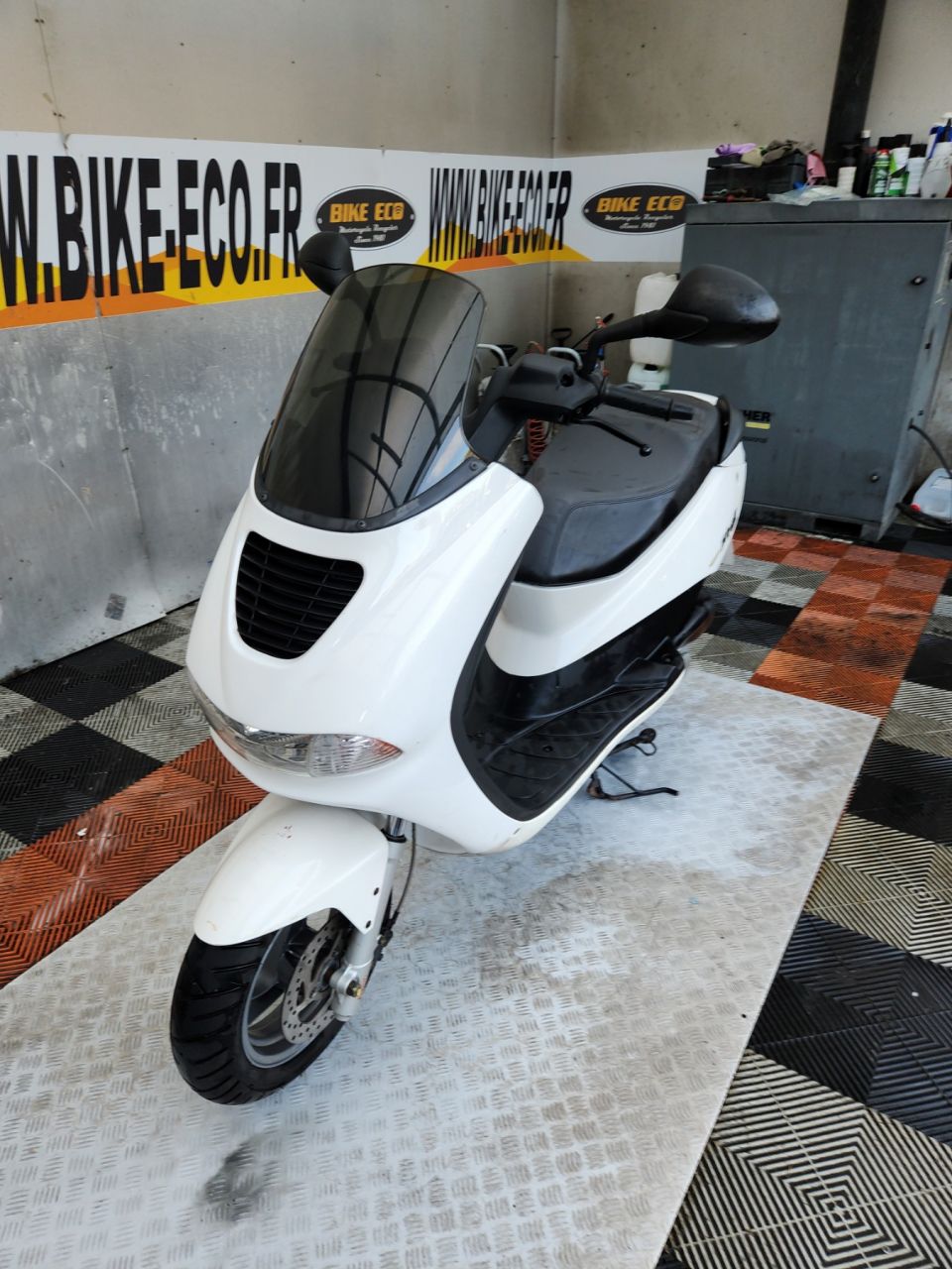 PEUGEOT ELYSEO 100 4