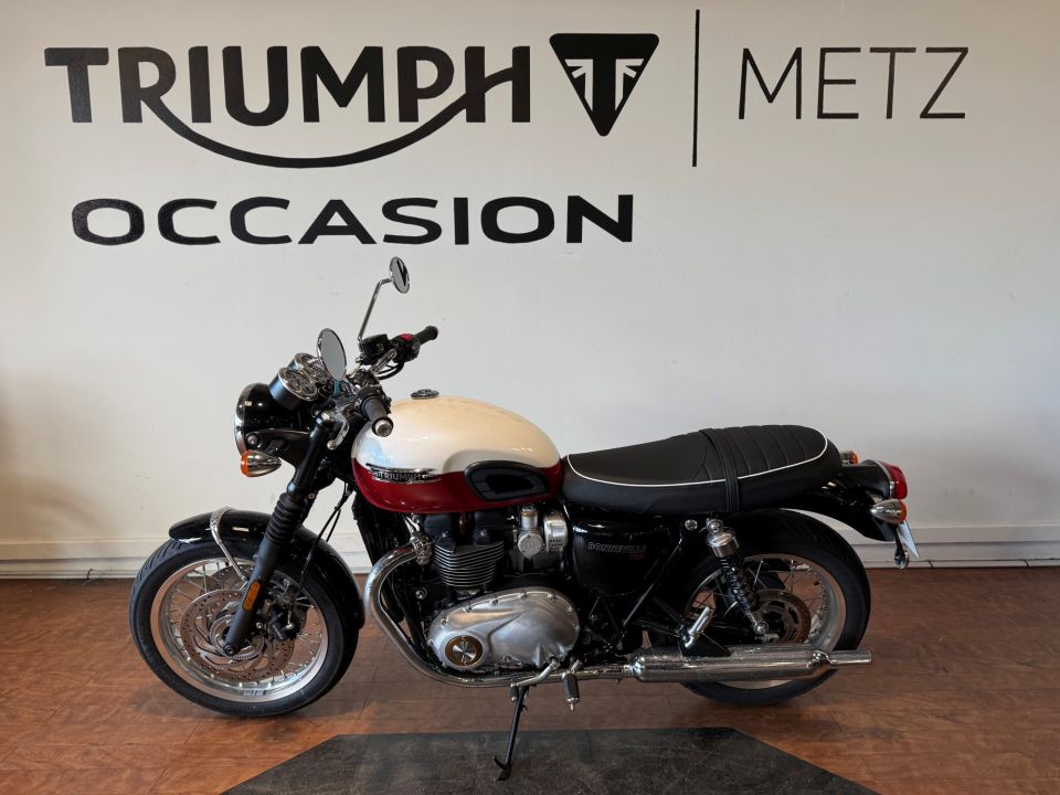 TRIUMPH BONNEVILLE T120 4