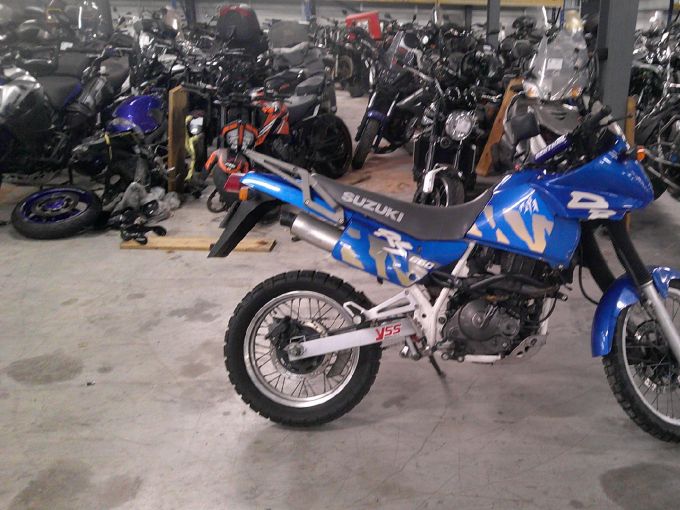 SUZUKI DR 650 4