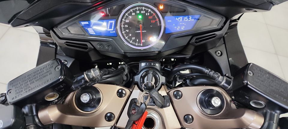 HONDA VFR 800 VTEC 4