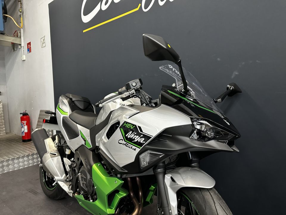 KAWASAKI Ninja 7 Hybrid 4