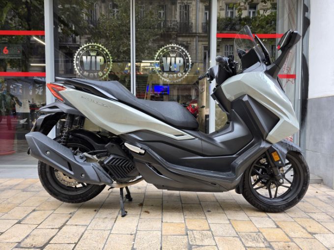 HONDA FORZA 125 ABS 4