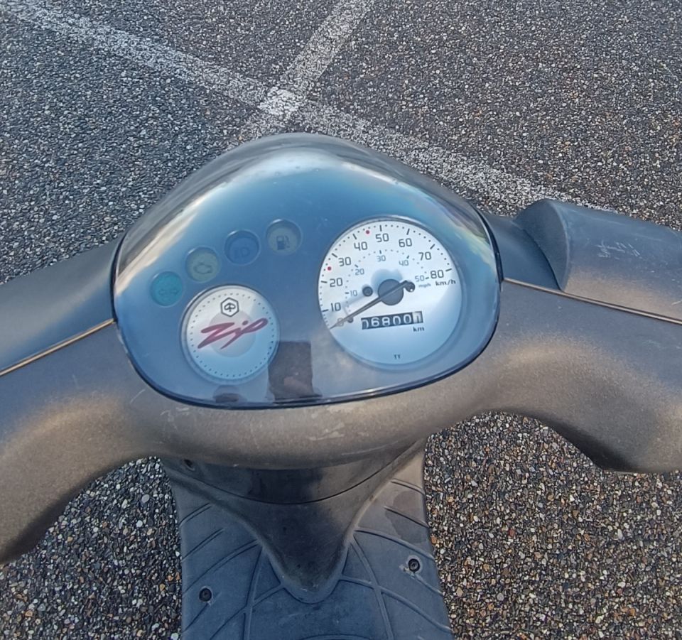 PIAGGIO ZIP 50 4T 4