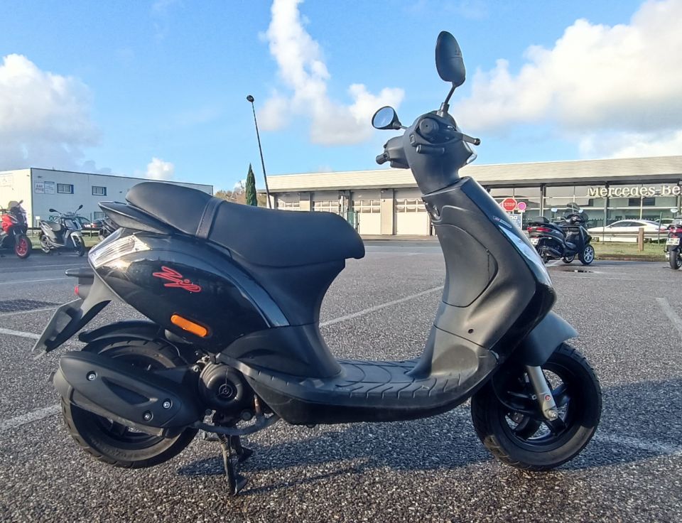 PIAGGIO ZIP 50 4T 4