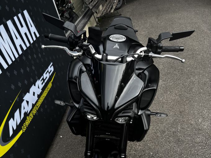 YAMAHA MT-10 4