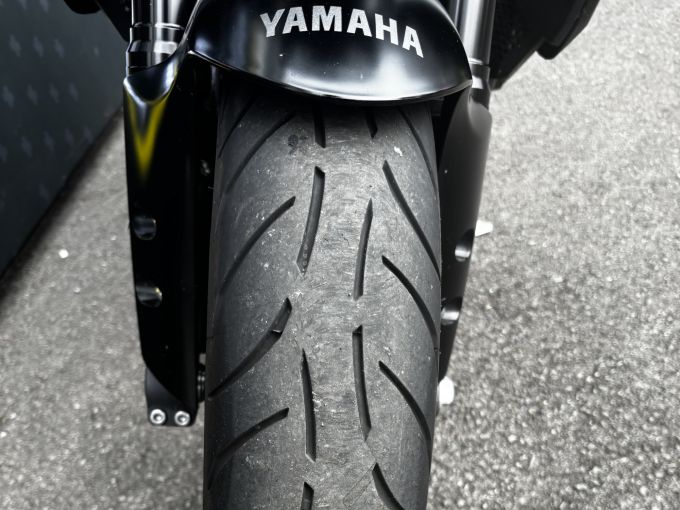 YAMAHA MT-10 4
