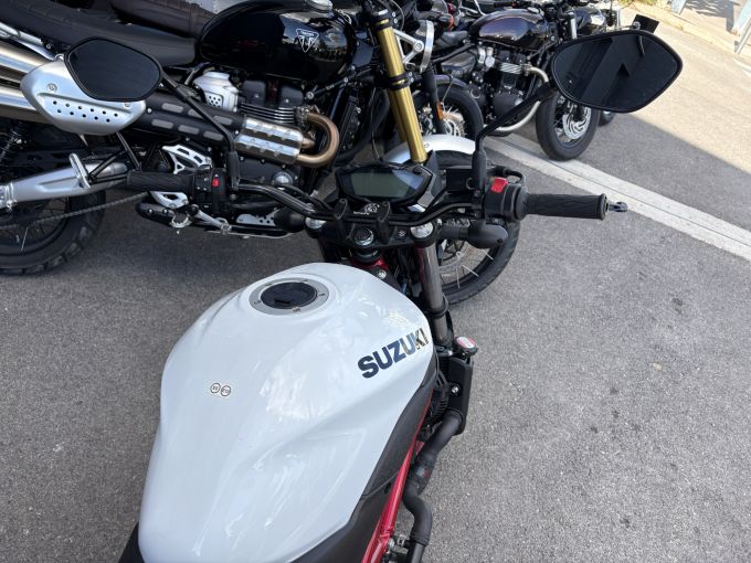SUZUKI SV 650 4