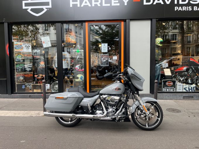 HARLEY-DAVIDSON TOURING STREET GLIDE 1923 4
