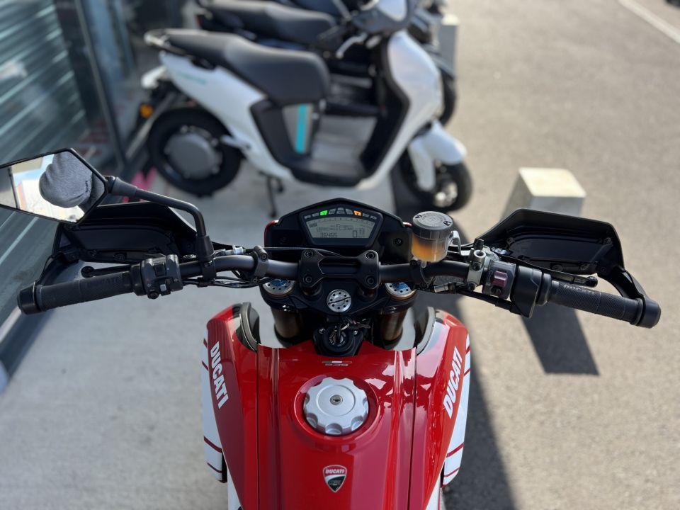 DUCATI HYPERMOTARD SP 4