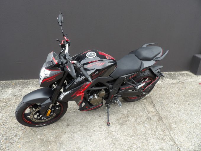 VOGE 300R 4