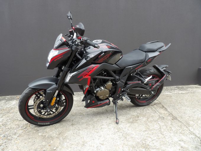 VOGE 300R 4