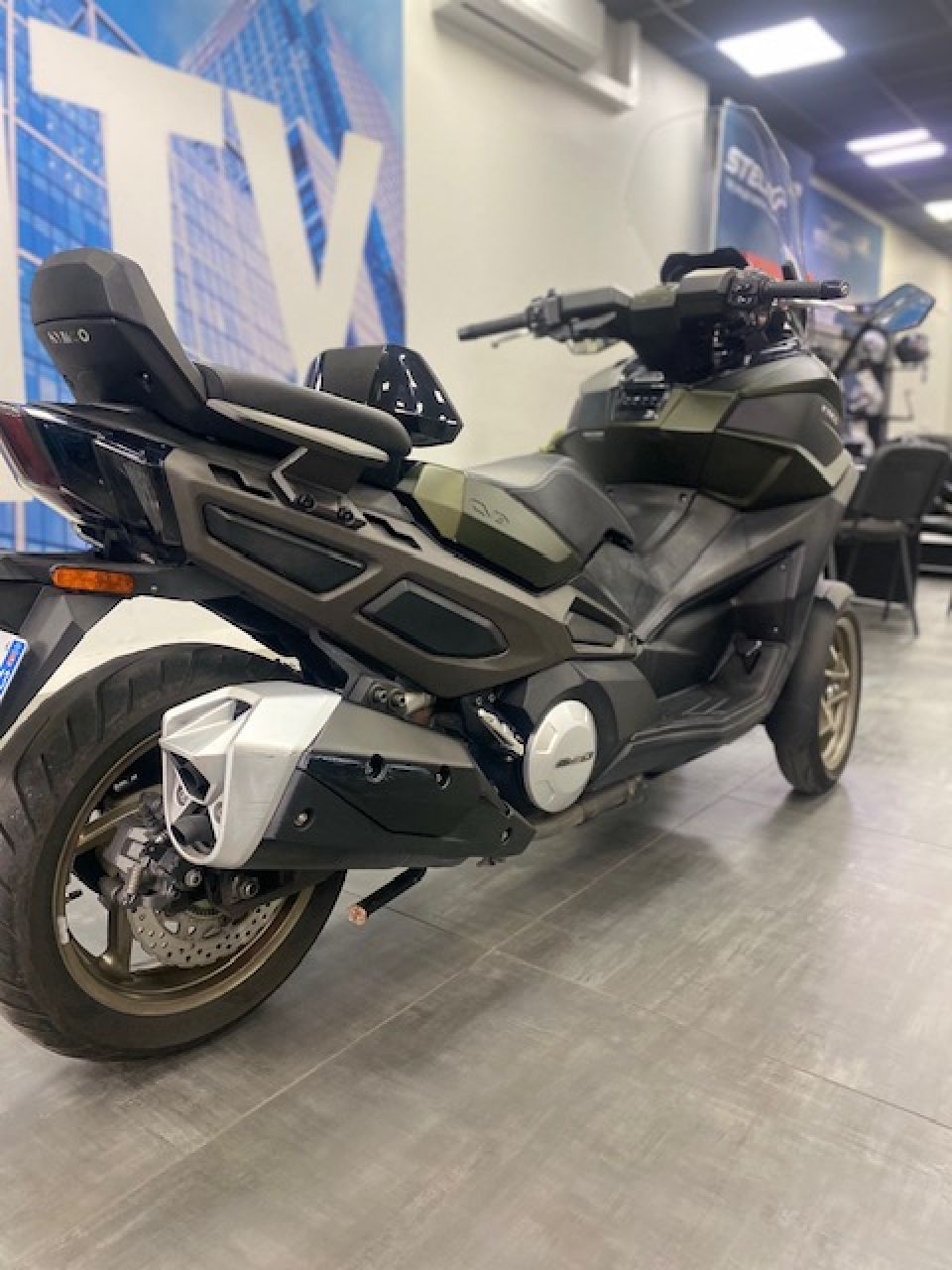 KYMCO CV3 550 4