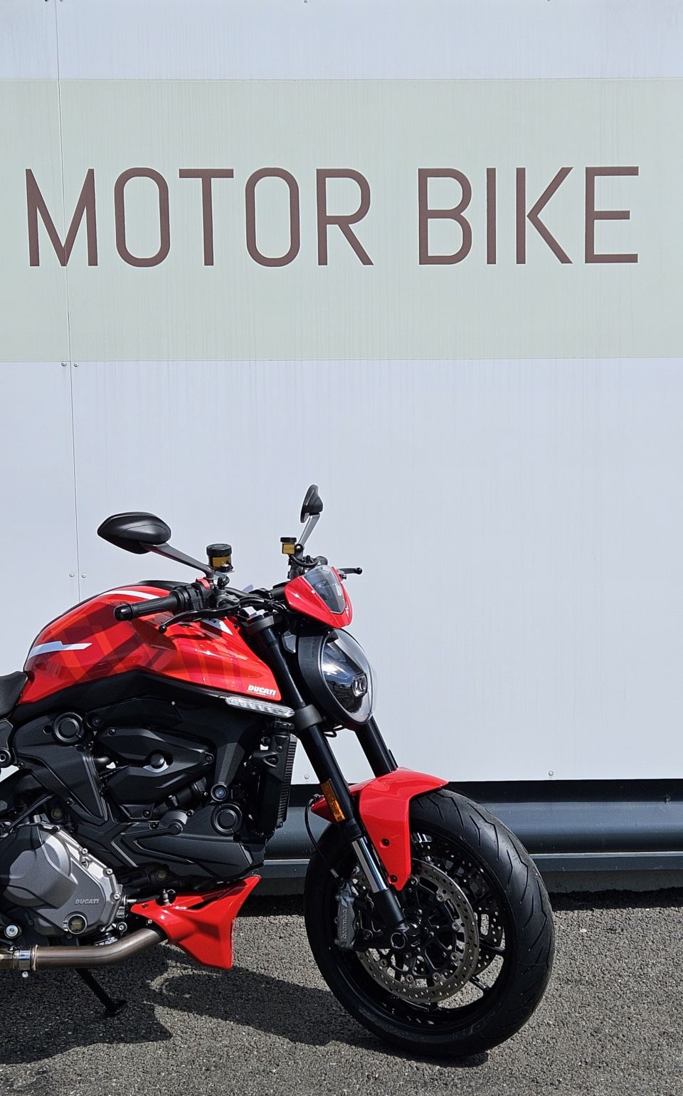 DUCATI MONSTER 937 PLUS 4