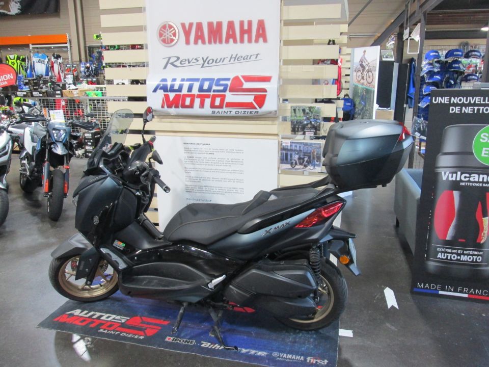 YAMAHA 300 TECHMAX 4