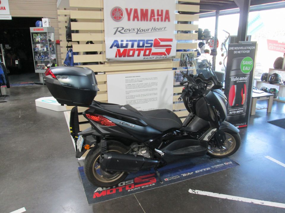 YAMAHA 300 TECHMAX 4