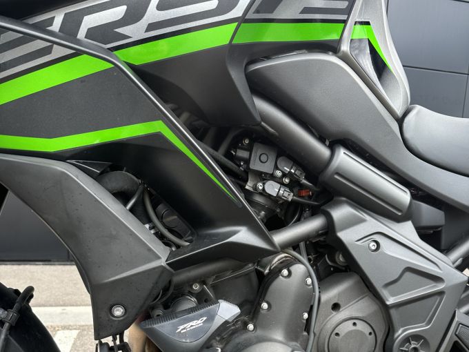 KAWASAKI VERSYS 650 4