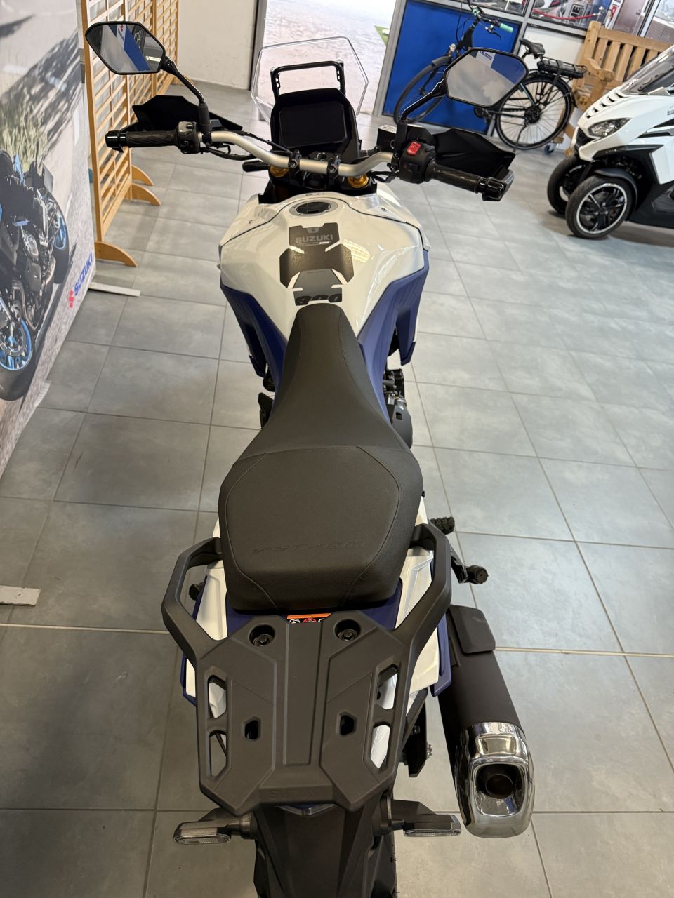 SUZUKI DL V-STROM 800DE 4