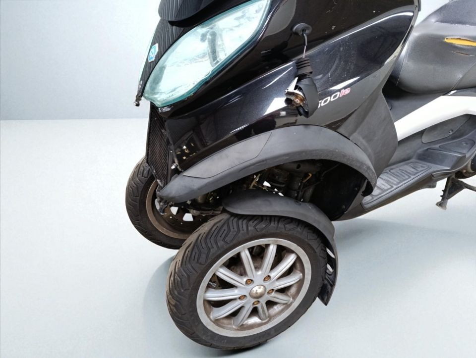 PIAGGIO MP3 500 4