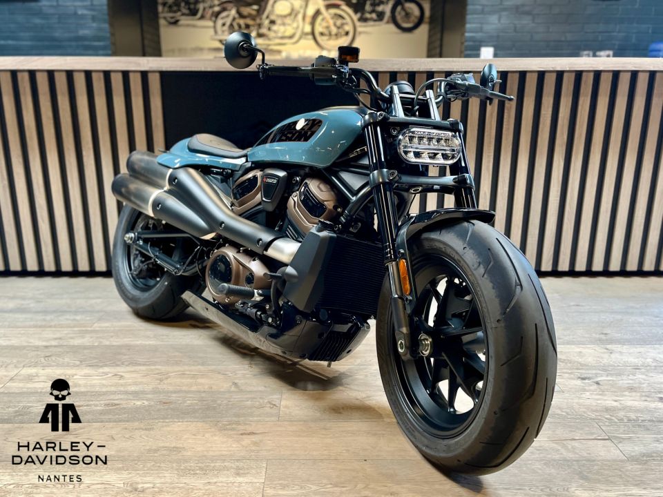 HARLEY-DAVIDSON SPORTSTER 1250 S 4