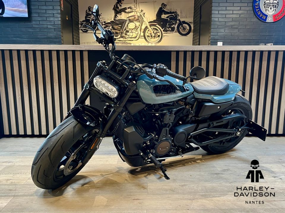 HARLEY-DAVIDSON SPORTSTER 1250 S 4