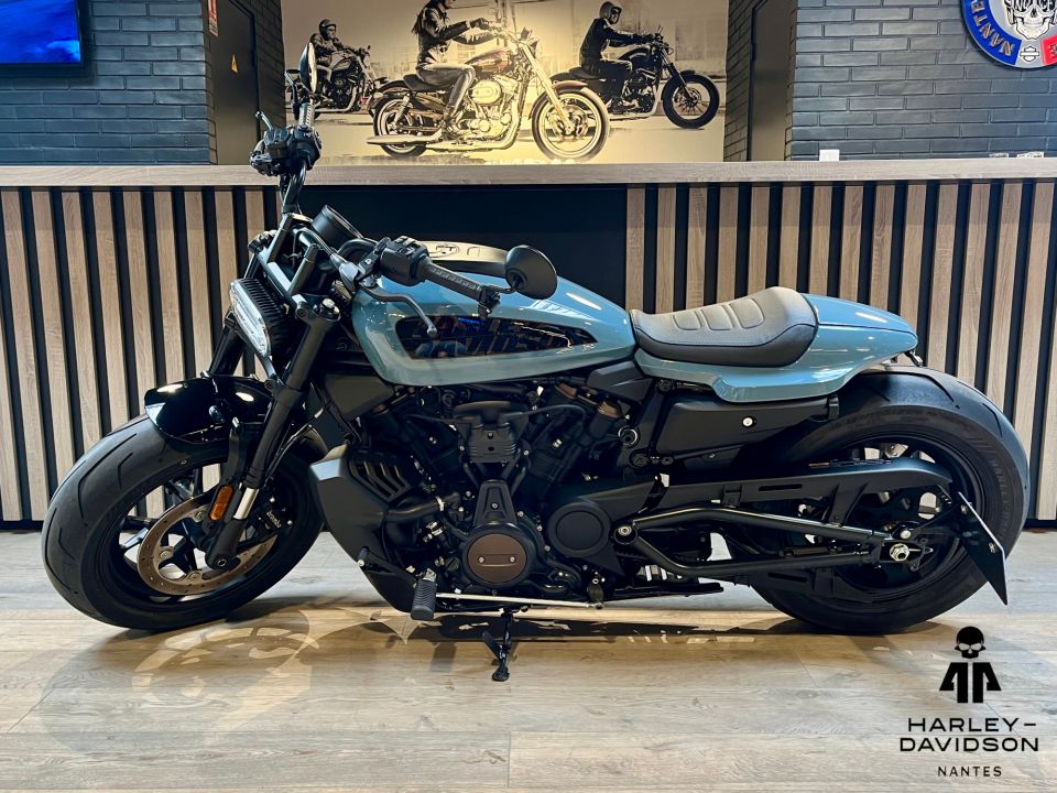 HARLEY-DAVIDSON SPORTSTER 1250 S 4
