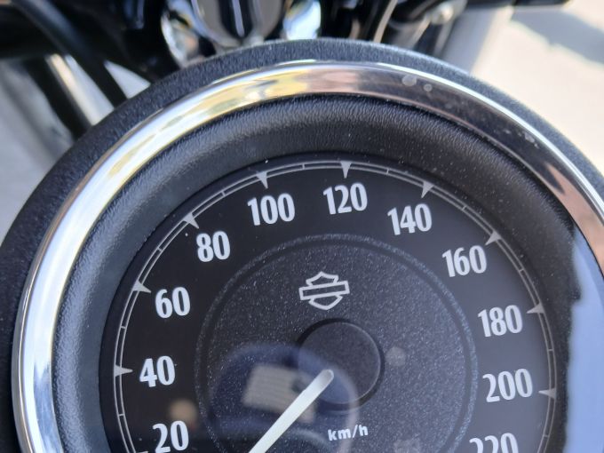 HARLEY-DAVIDSON DYNA STREET BOB 1690 4