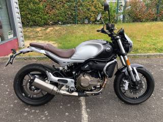 QJ MOTOR SRV 550 - 2025